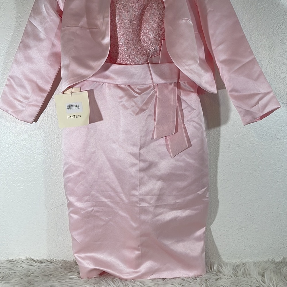 LANTING BRIDE Two Piece Sexy V-Neck Floral Embroidery Satin Knee Length New 10 - Picture 4 of 16
